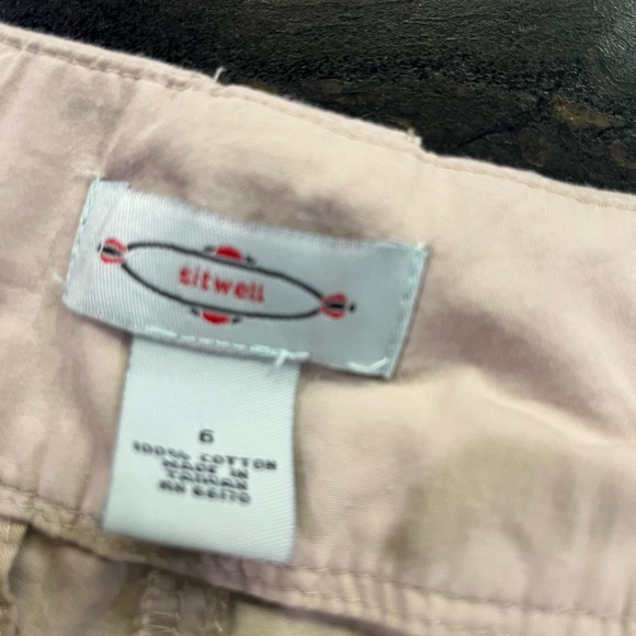 Pants - Picture 3 of 3